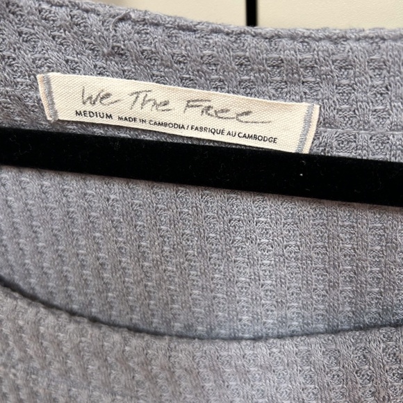 We the Free Free People Gray North Shore Long sleeve Thermal Top - sz M - Picture 4 of 12